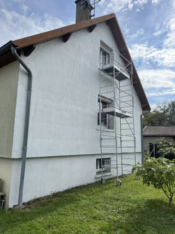 Mise en peinture de façade de maison vers Dole, Dole, LGPP